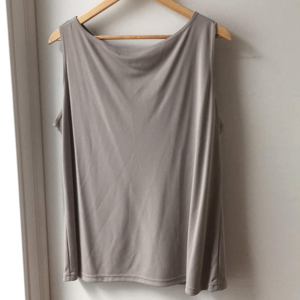Size 1x  tan Emanuel Ungaro sleeveless knit top